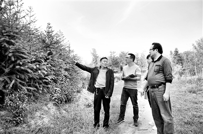 智斗“一霸手”