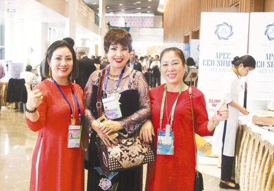 APEC会场倾听十九大世界回响