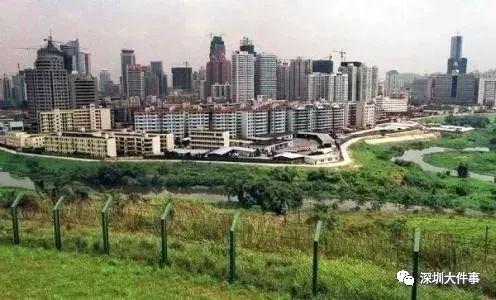 国务院批复：同意撤销深圳经济特区管理线