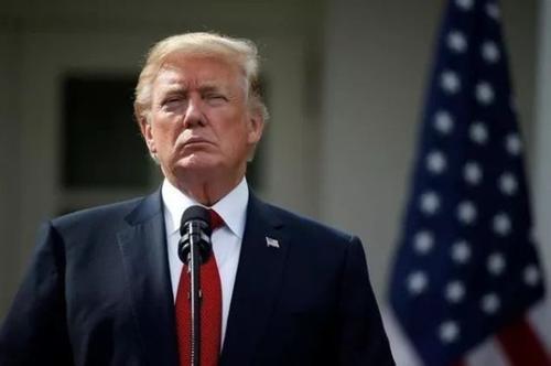 美国总统特朗普会见习近平主席特使、国务院副总理刘鹤