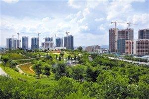 十年长出一座绿色新城（在习近平新时代中国特色社会主义思想指引