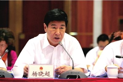 聚焦政治责任 深化政治巡视 确保党中央重大决策部署贯彻落实到位