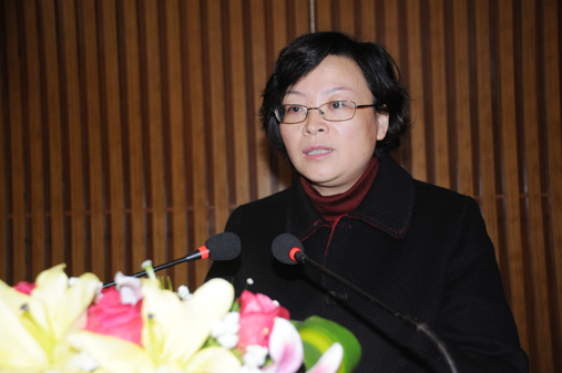 “一顿饭丢了乌纱帽”不冤