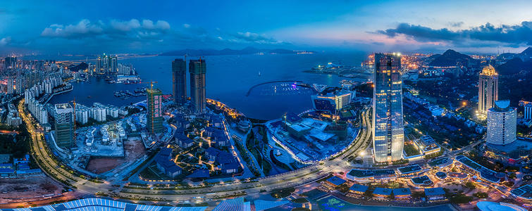 创造新时代中国特色社会主义的更大奇迹 以习近平同志为核心的党中央关心经济特区发展纪实