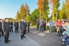 贯彻新发展理念构建新发展格局 推动经济社会高质量发展可持续发展