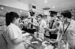 带件走基层 驻点解难题