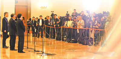 我们为伟大的时代而自豪