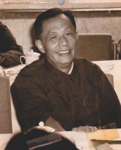 (党史一叶) 张劲夫“让车”救群众