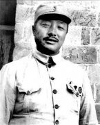 对党忠诚的贺龙