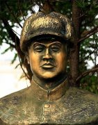 李家发:“黄继光式”的战斗英雄