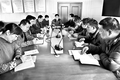 坚决打掉黑恶势力“保护伞”