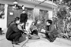 紧盯问题整改 做实脱贫攻坚监督