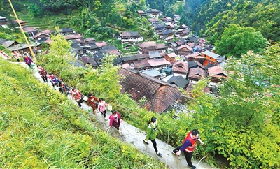 干中学学中干 跳出事务主义
