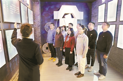 警惕成长黄金期成贪腐危险期