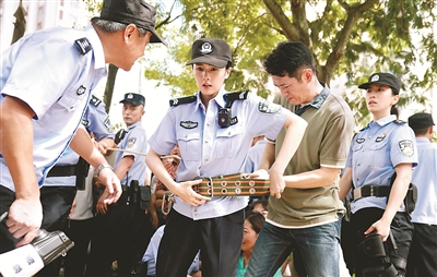 充满烟火气的电视剧《警察荣誉》热播